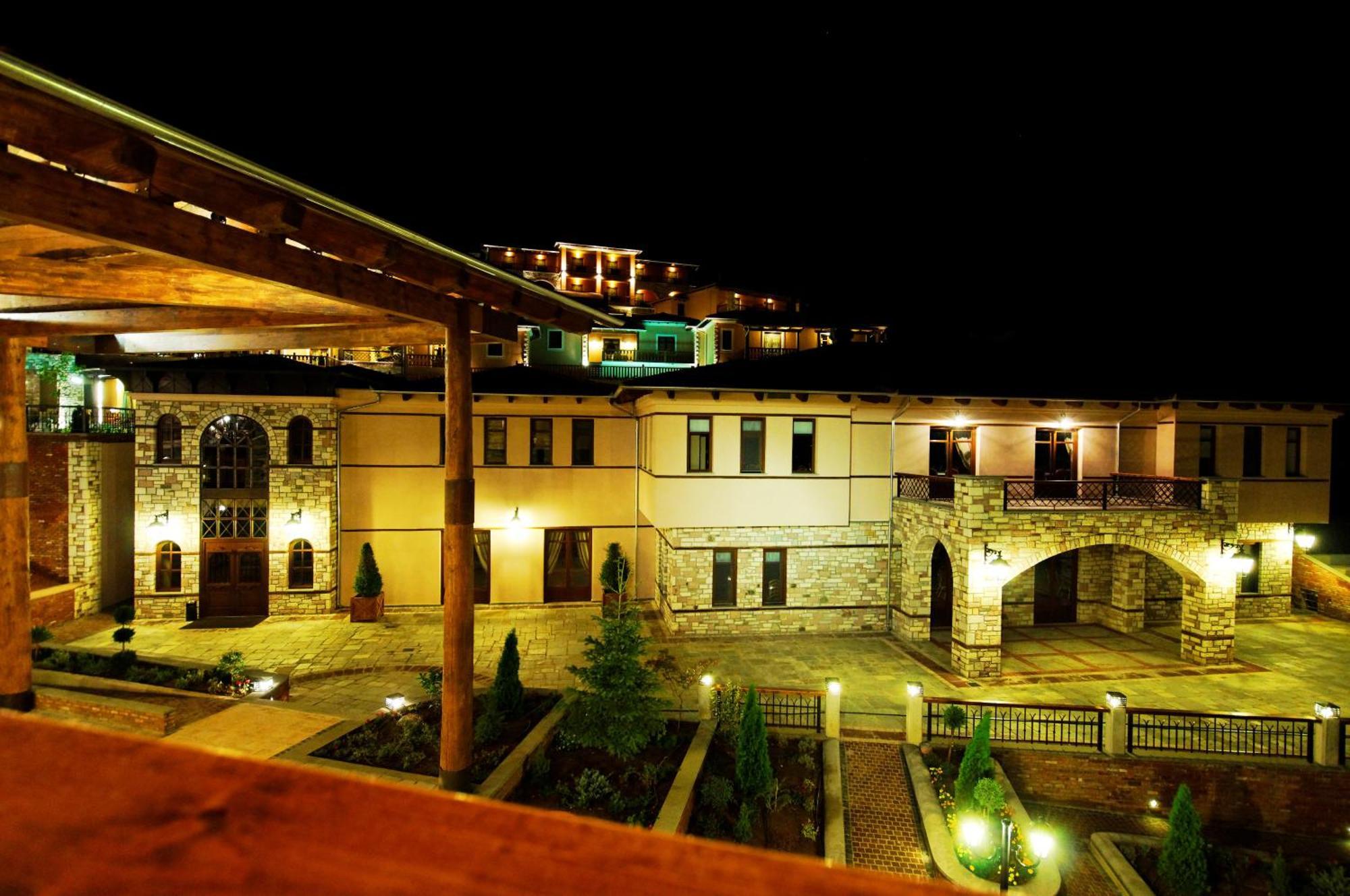 Kazarma Hotel Kalyvia Fylaktis Exterior foto